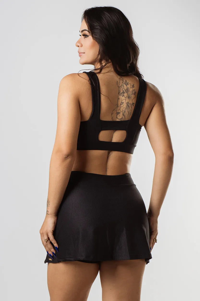Short Saia Plaza
